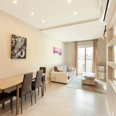 Stylish 1-bedroom In Malta *