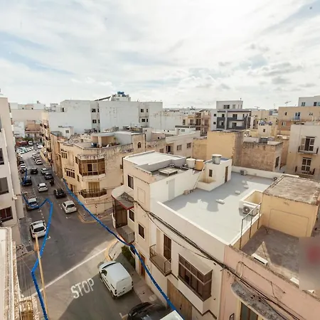 Stylish 1-bedroom In Malta Apartmán
