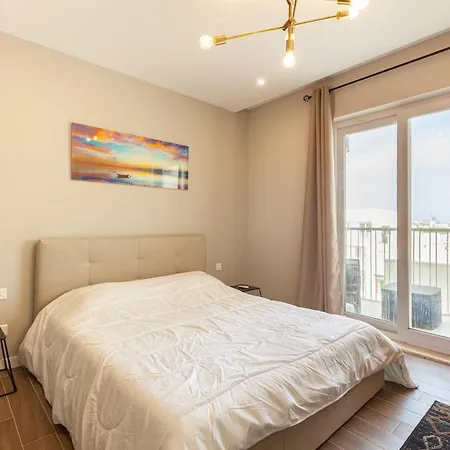 Апартаменты Stylish 1-bedroom In Malta