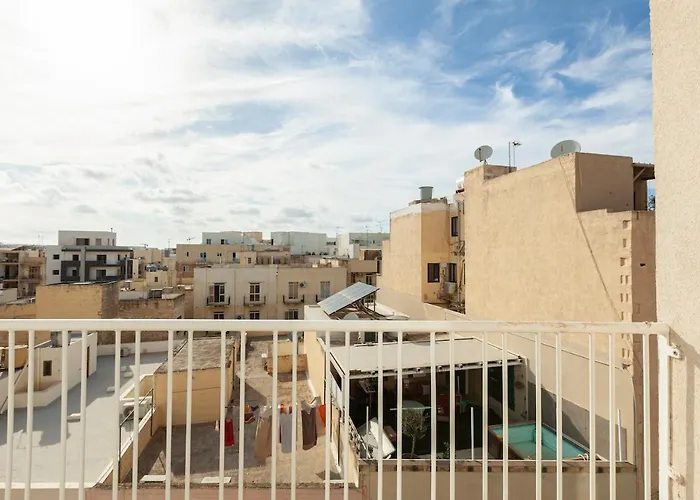 Stylish 1-bedroom In Malta *